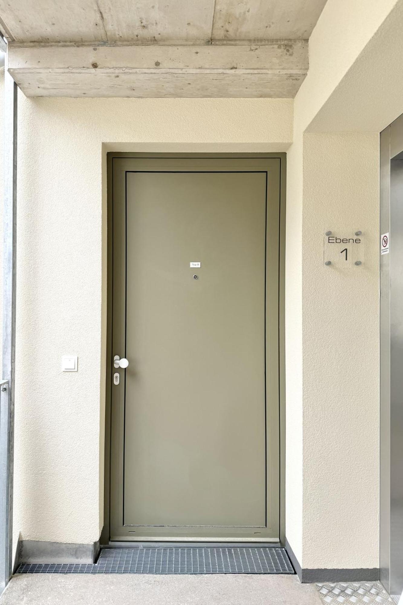 Modernes Studio Beim Domplatz 维也纳新城 外观 照片