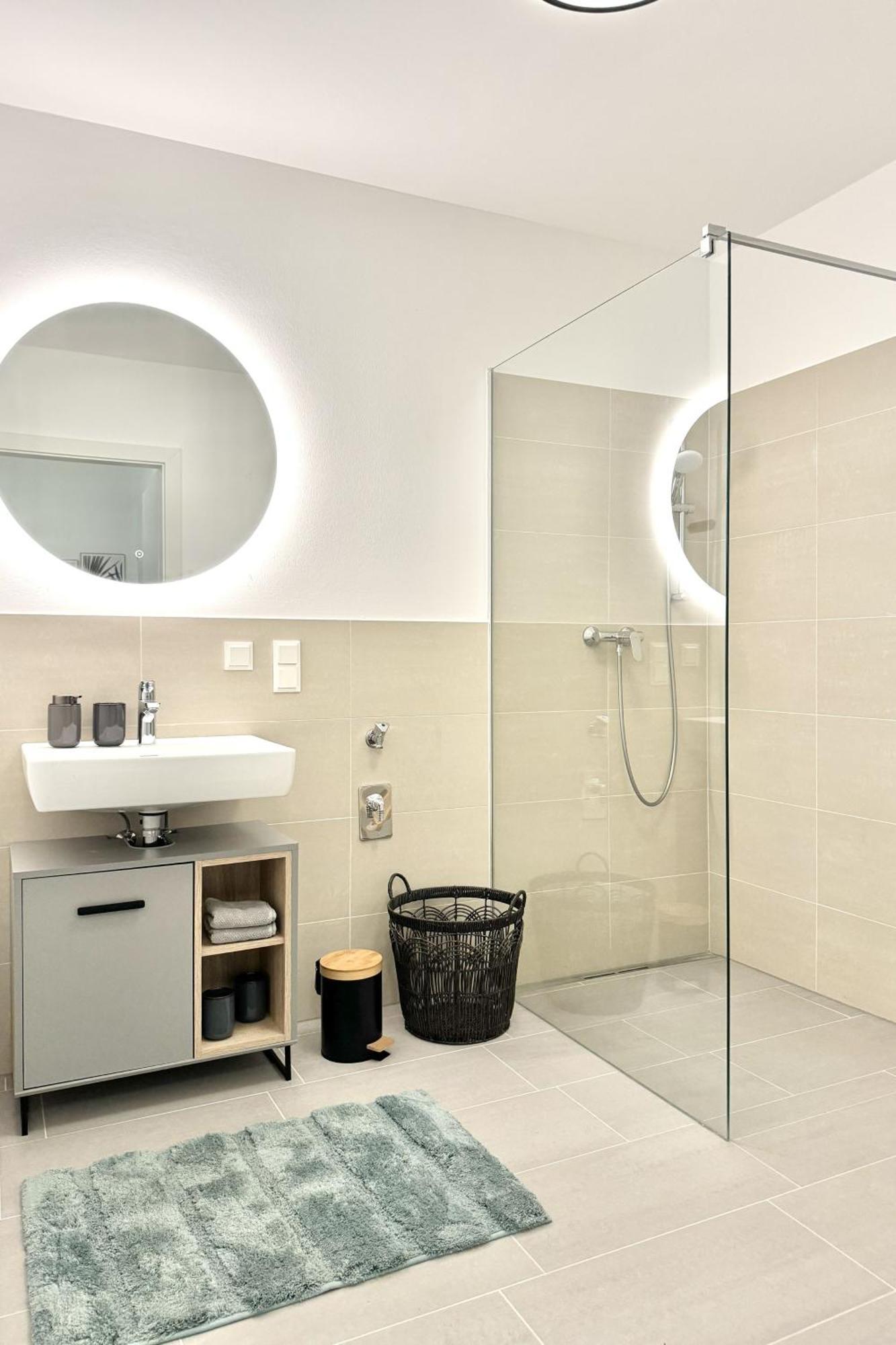 Modernes Studio Beim Domplatz 维也纳新城 外观 照片
